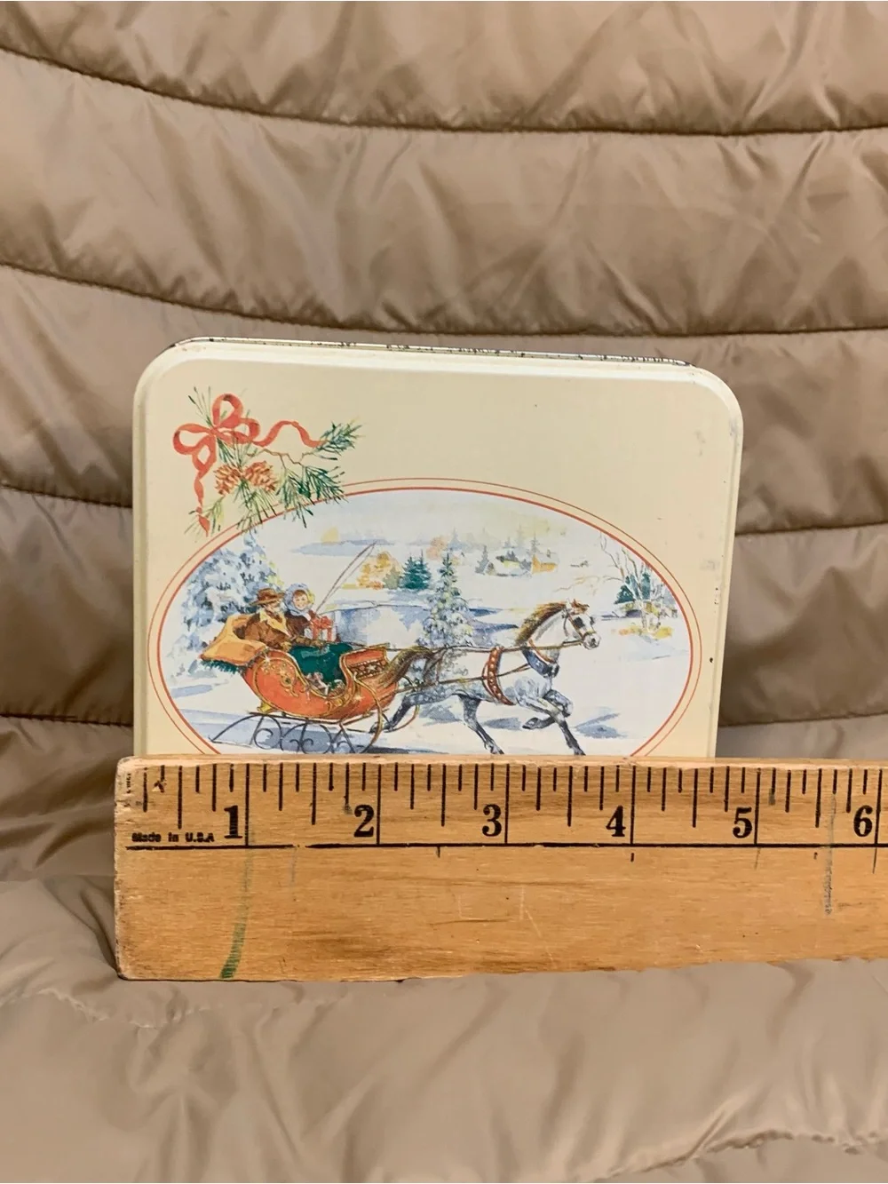 Vintage Swiss Colony Christmas Tin Set - Cream with Festive Winter Sleigh Scene